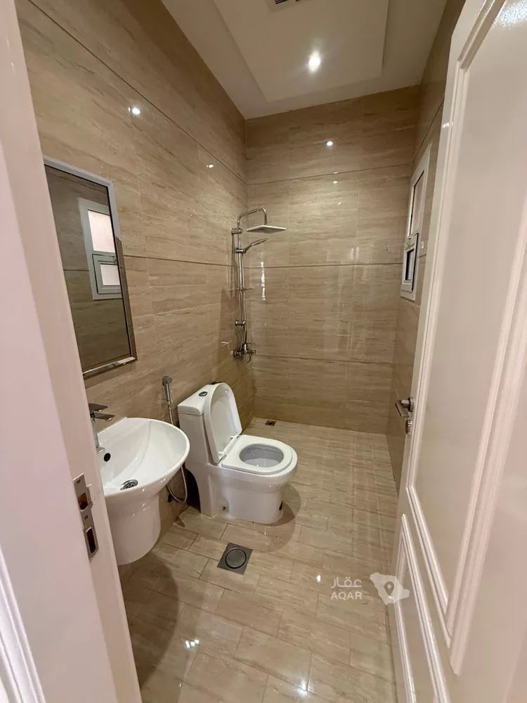 Apartment for Rent in Riyadh Al Malqa 12