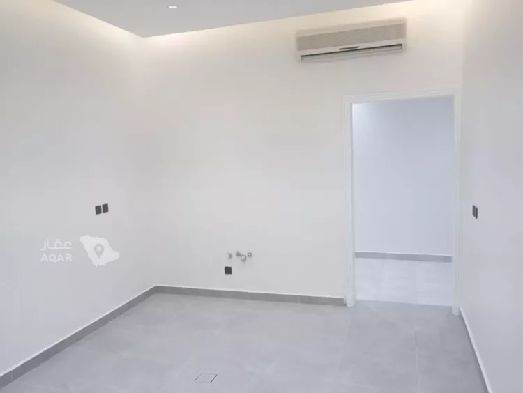 Floor for Rent in Riyadh Al Malqa 7