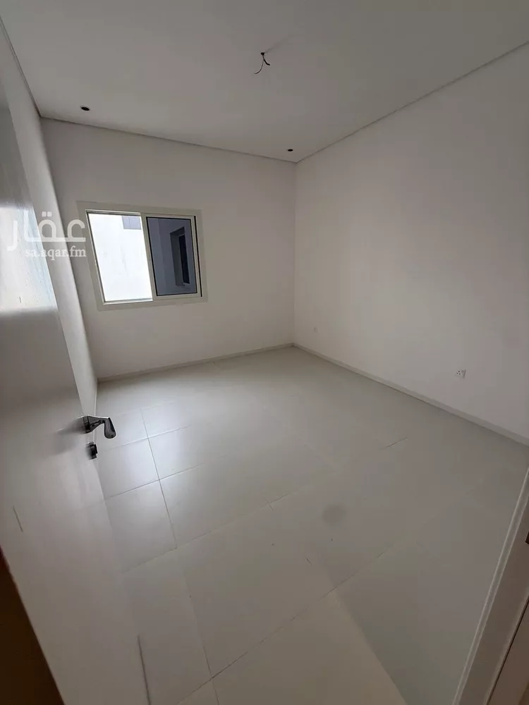 فيلا للإيجار في شارع محمد عبدالملك الهمداني, حي الصفاء, مدينة الرياض, منطقة الرياض صورة 5