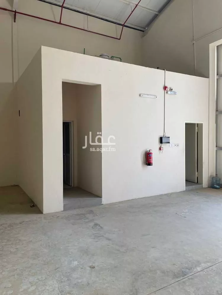 مستودع للإيجار في شارع الحجبه, حي المشاعل, مدينة الرياض, منطقة الرياض 8