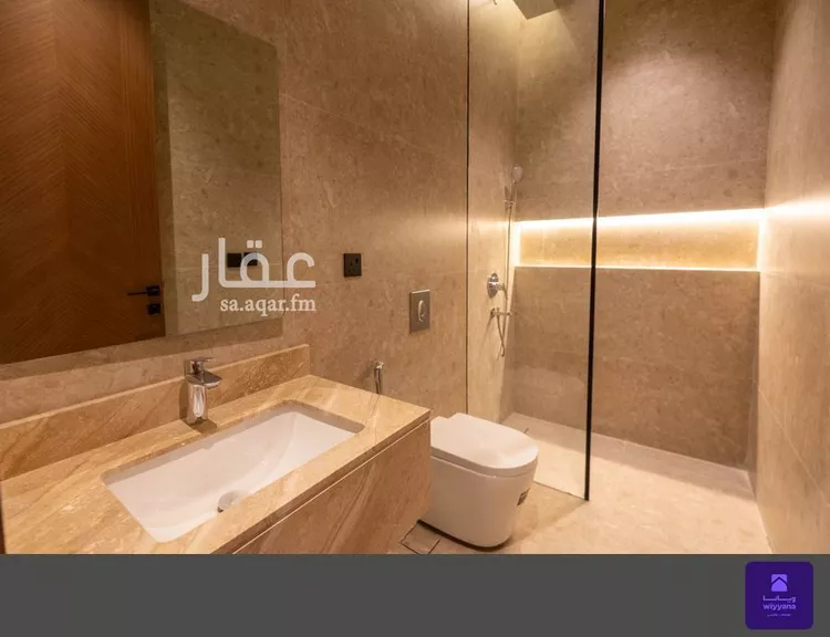 Floor for Sale in Riyadh Al Aqiq 12