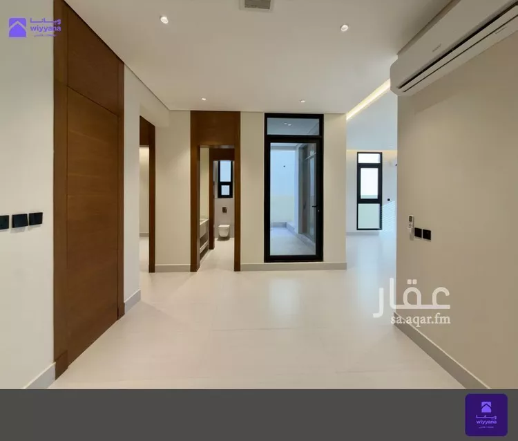 دور للبيع في شارع رقم 372, حي النرجس, مدينة الرياض, منطقة الرياض 11