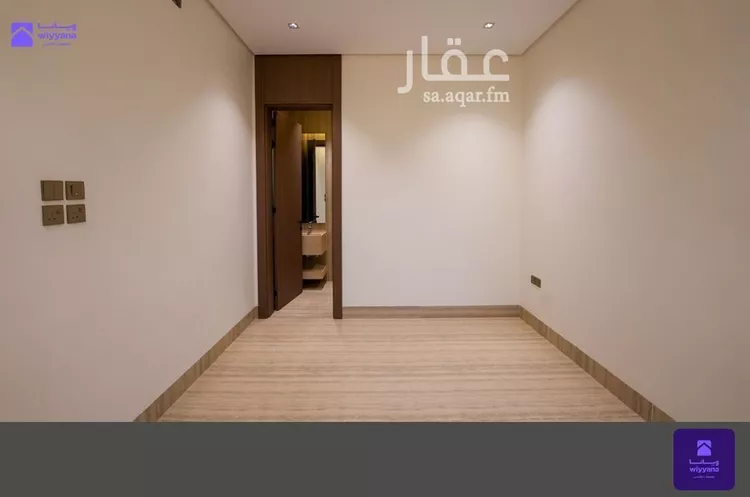 دور للبيع في شارع الحرملية, حي الملقا, مدينة الرياض, منطقة الرياض 9