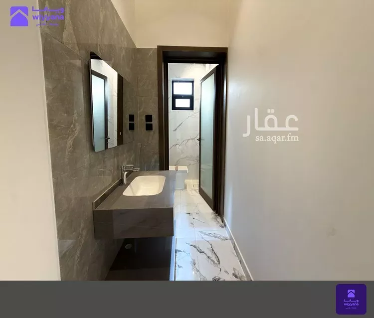 Floor for Sale in Riyadh Badr 8