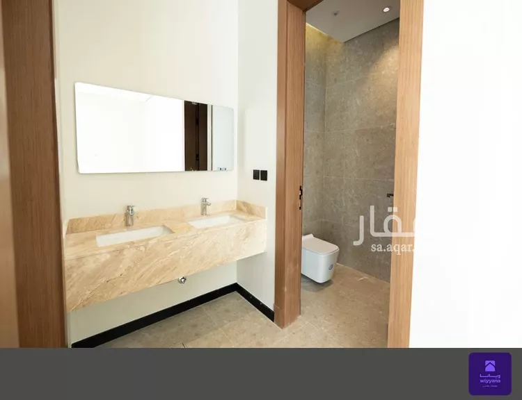 دور للبيع في شارع الحصون, حي الملقا, مدينة الرياض, منطقة الرياض 8