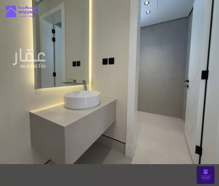 دور للبيع في شارع ابن اللبان, حي الملك فهد, مدينة الرياض, منطقة الرياض 14
