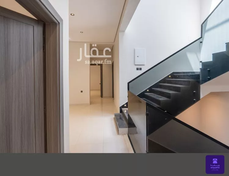 فيلا للبيع في شارع ابن المنذر, حي عكاظ, مدينة الرياض, منطقة الرياض 12