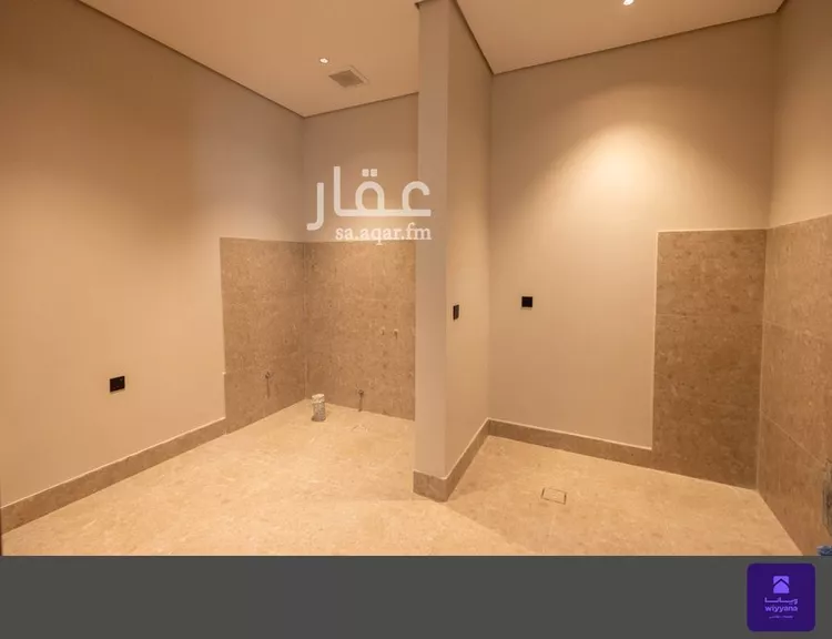 Floor for Sale in Riyadh Al Aqiq 11