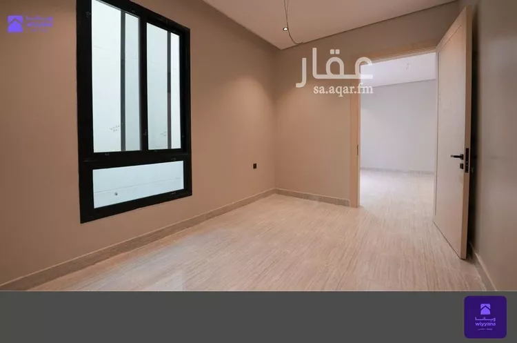 Floor for Sale in Riyadh Ar Rimal 7