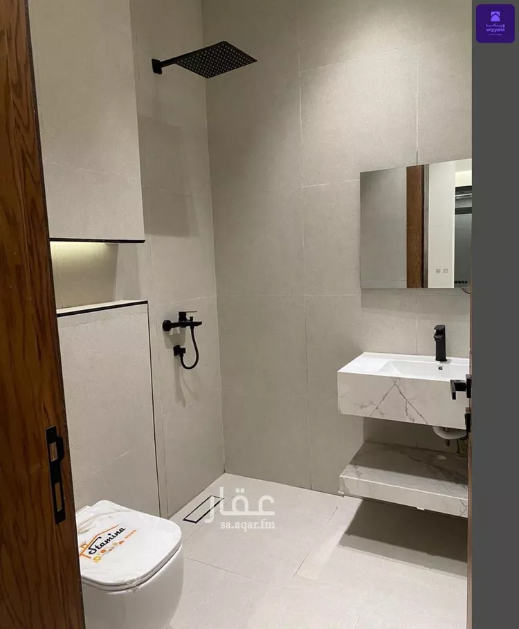 دور للبيع في شارع 585 البيان, حي البيان, مدينة الرياض, منطقة الرياض 7