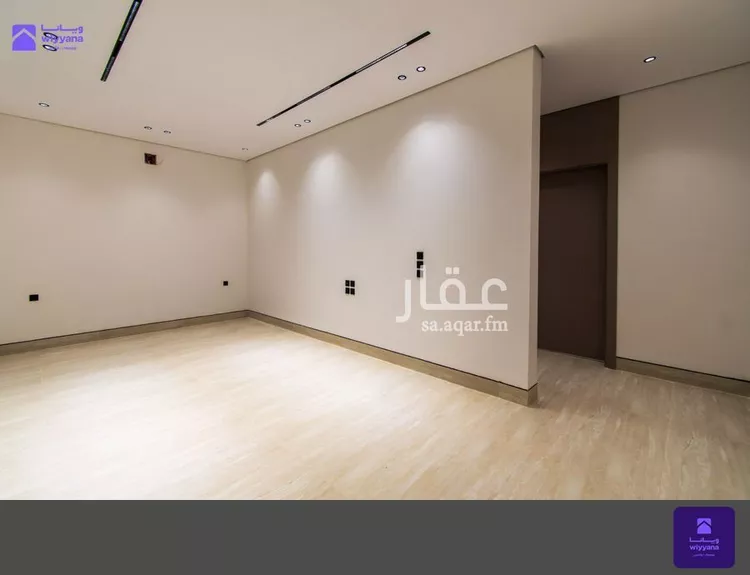 دور للبيع في شارع المنيني, حي السعادة, مدينة الرياض, منطقة الرياض 13