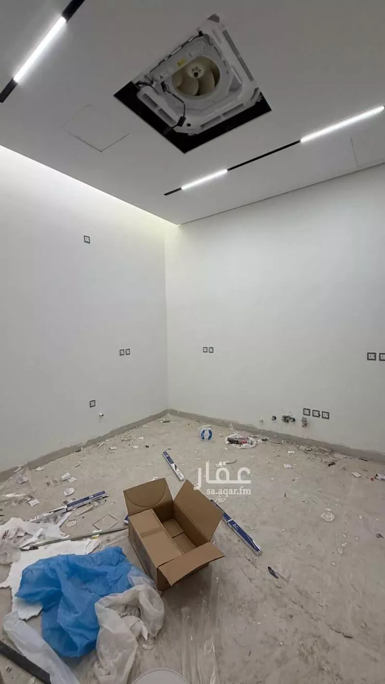 فيلا للبيع في شارع أبي نزار الصنعاني اليمني, حي المهدية, مدينة الرياض, منطقة الرياض 10