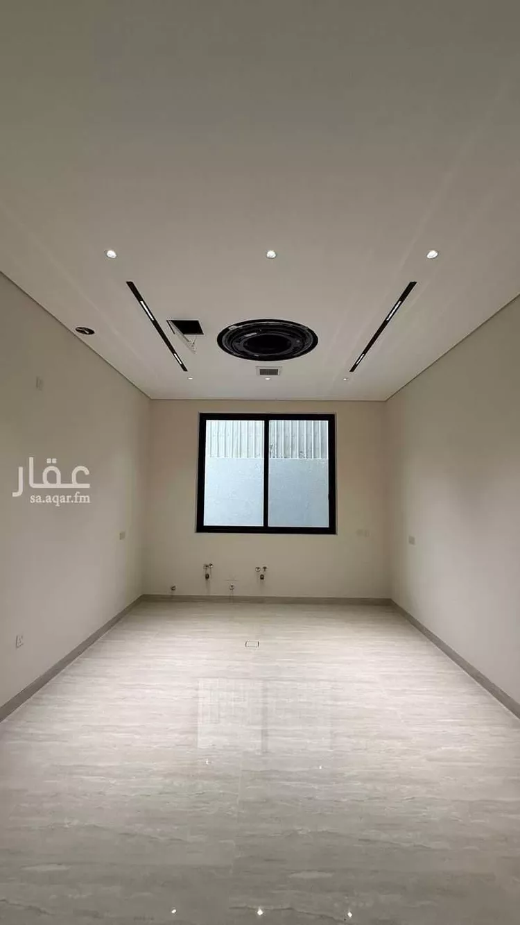 فيلا للبيع في شارع فؤاد محمد عمر توفيق, حي المهدية, مدينة الرياض, منطقة الرياض 17