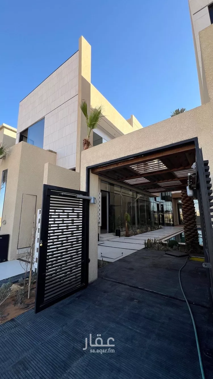 فيلا للبيع في شارع ابي بكر الاجري, حي المهدية, مدينة الرياض, منطقة الرياض صورة 3
