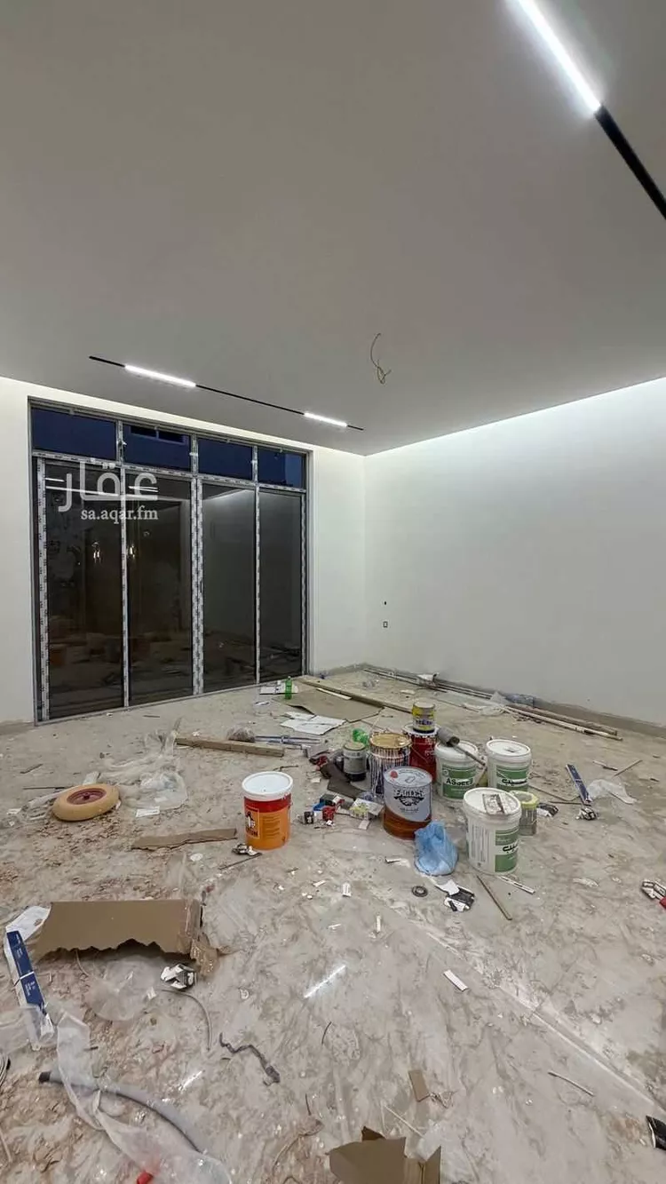 فيلا للبيع في شارع أبي نزار الصنعاني اليمني, حي المهدية, مدينة الرياض, منطقة الرياض 7