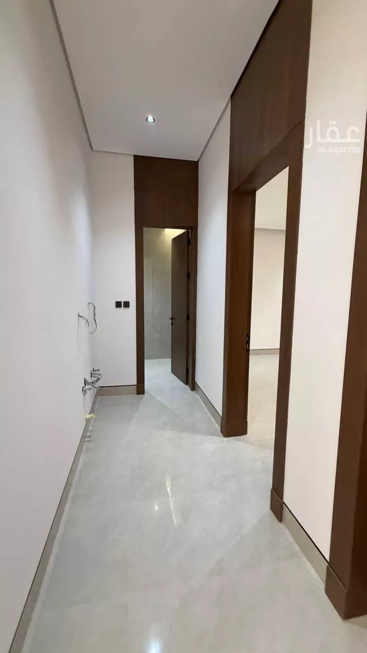 فيلا للبيع في شارع ابن صدقة الغرافي, حي المهدية, مدينة الرياض, منطقة الرياض 13