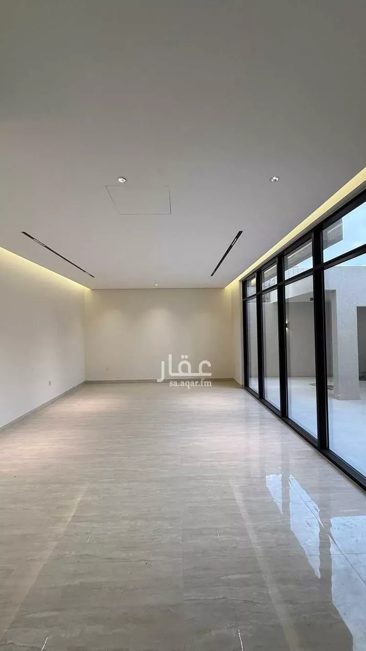 فيلا للبيع في شارع فؤاد محمد عمر توفيق, حي المهدية, مدينة الرياض, منطقة الرياض صورة 5