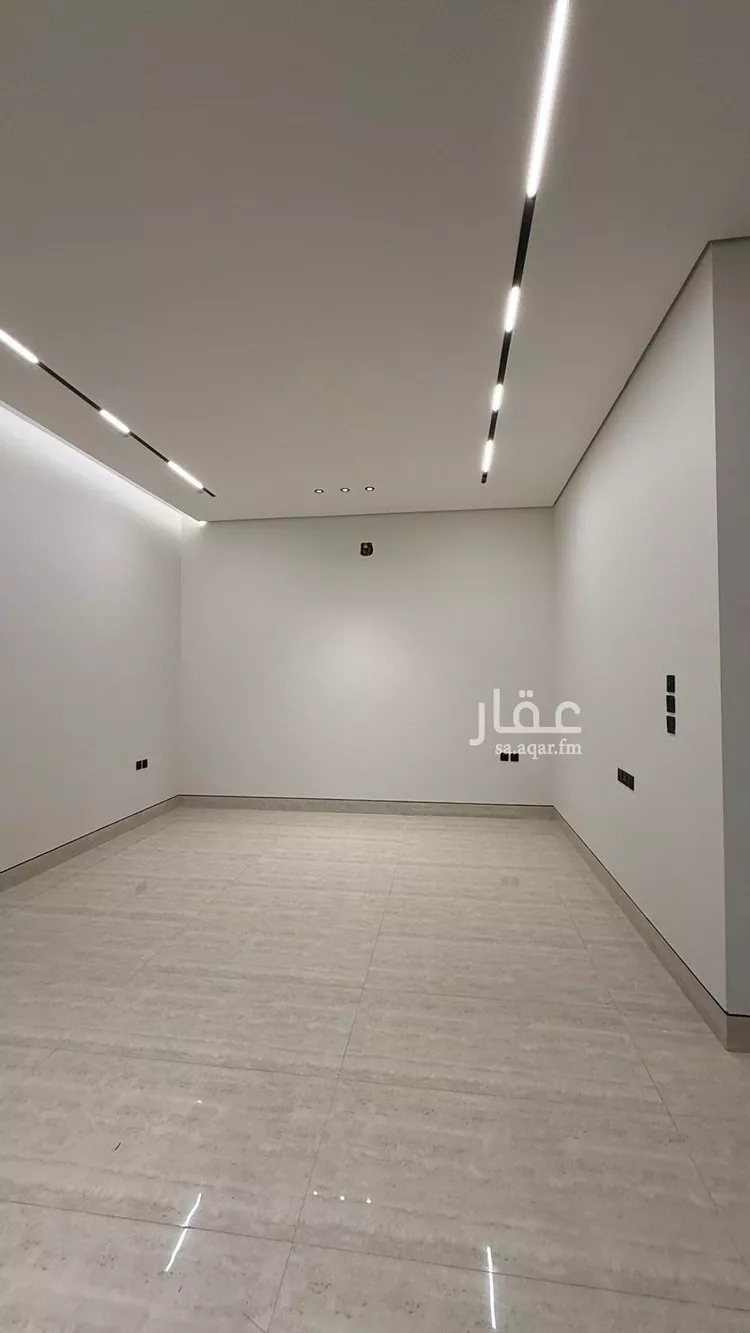 فيلا للبيع في شارع محمد بن أبي بكر القيم, حي المهدية, مدينة الرياض, منطقة الرياض صورة 5