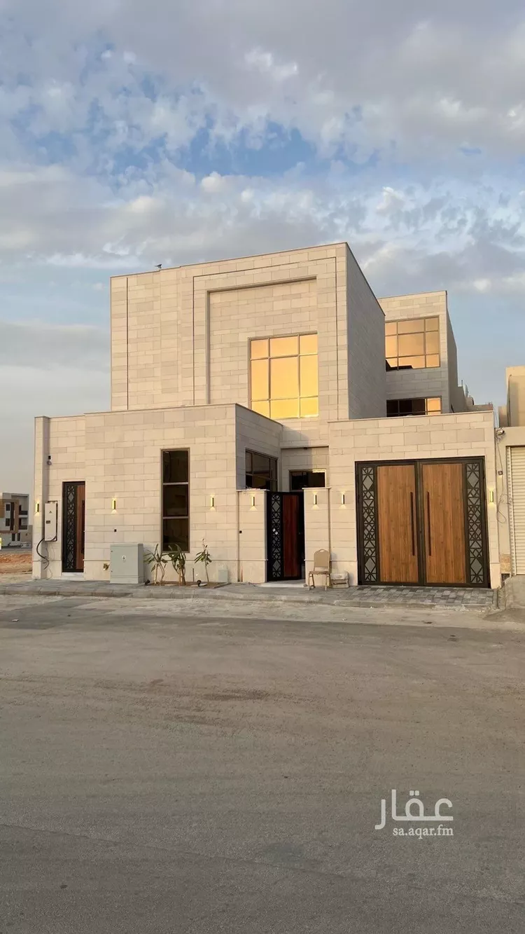 فيلا للبيع في شارع إبراهيم بن محمد الزمزمي, حي المهدية, مدينة الرياض, منطقة الرياض صورة 2