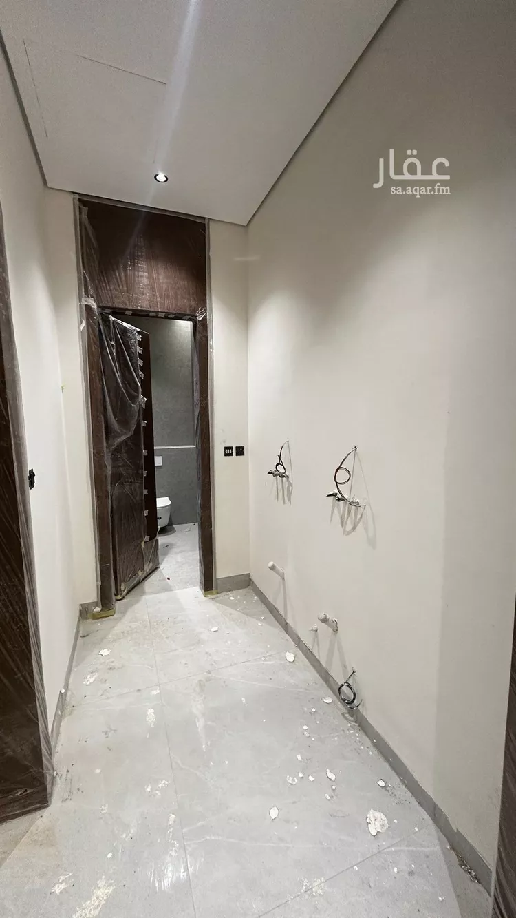 فيلا للبيع في شارع الكمال بن طلحة, حي المهدية, مدينة الرياض, منطقة الرياض صورة 4