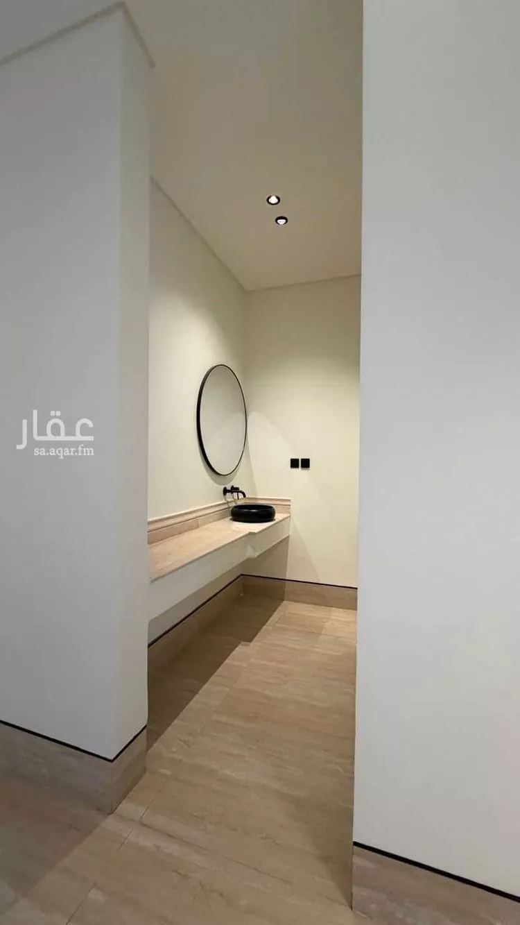 فيلا للبيع في شارع عبدالجبار بن الورد, حي المهدية, مدينة الرياض, منطقة الرياض صورة 5