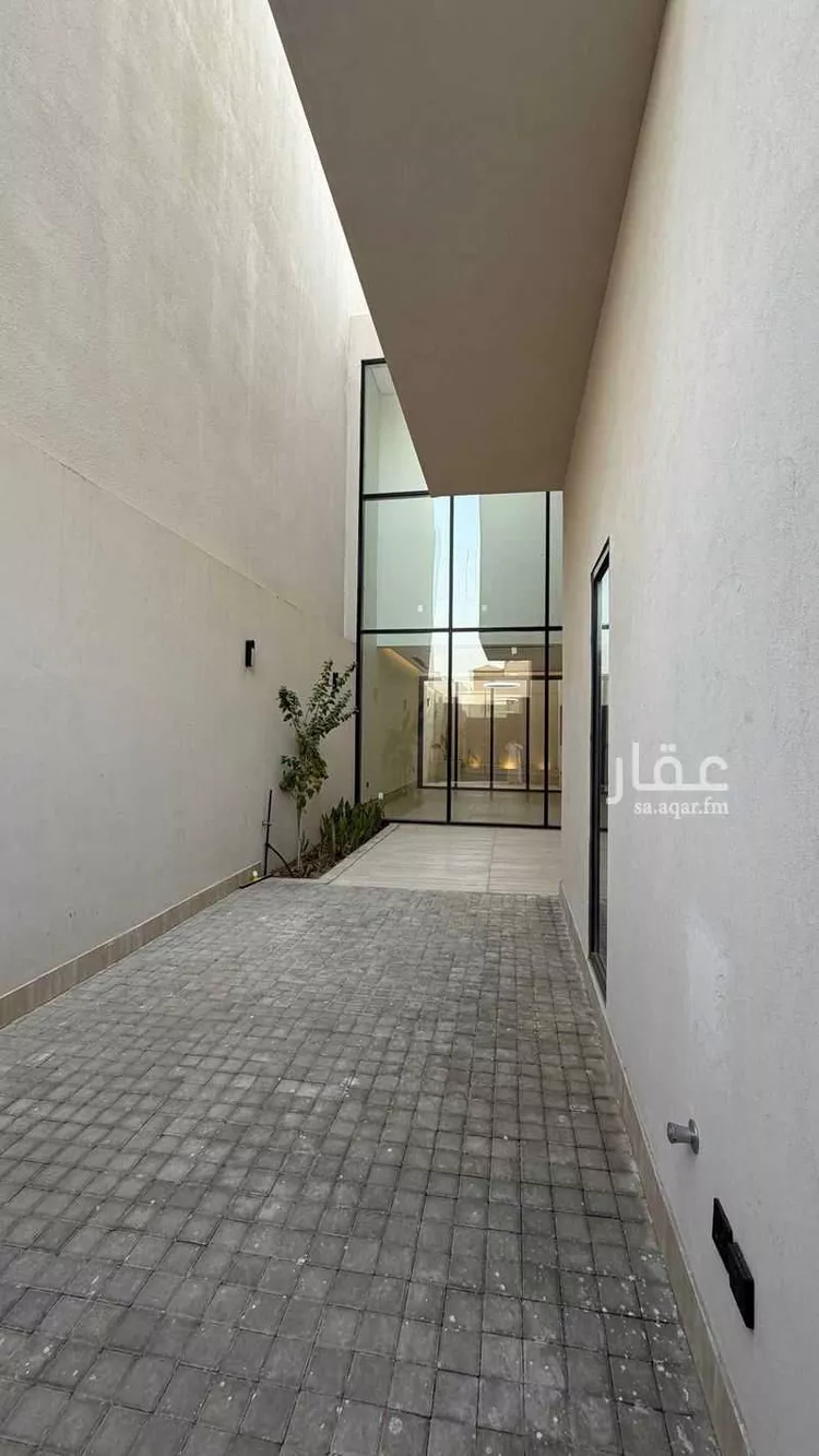فيلا للبيع في شارع عبدالجبار بن الورد, حي المهدية, مدينة الرياض, منطقة الرياض صورة 4