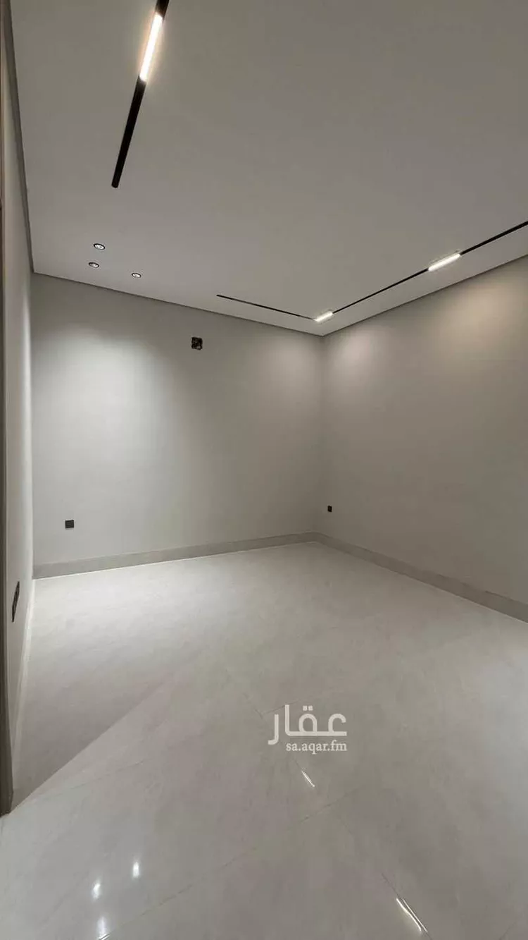 فيلا للبيع في شارع أبي نزار الصنعاني اليمني, حي المهدية, مدينة الرياض, منطقة الرياض 6