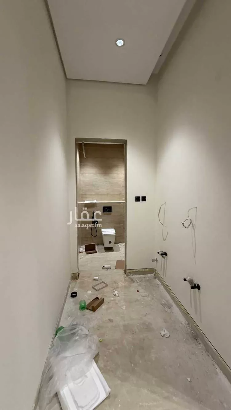 فيلا للبيع في شارع أبي زرعة الهمذاني, حي المهدية, مدينة الرياض, منطقة الرياض 10