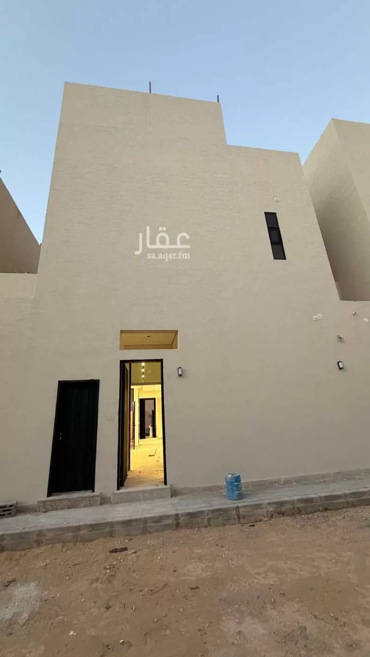 فيلا للبيع في شارع أبي زرعة الهمذاني, حي المهدية, مدينة الرياض, منطقة الرياض صورة 4