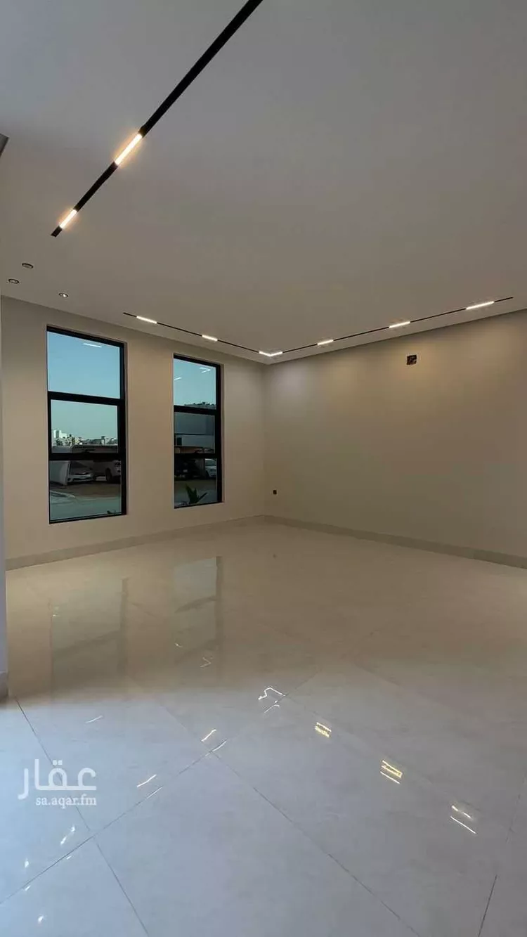 فيلا للبيع في شارع أبي نزار الصنعاني اليمني, حي المهدية, مدينة الرياض, منطقة الرياض 14
