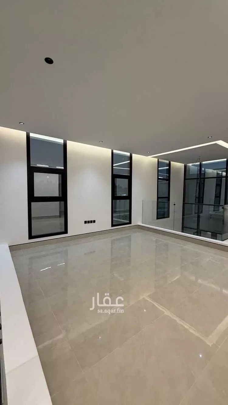فيلا للبيع في شارع ابن صدقة الغرافي, حي المهدية, مدينة الرياض, منطقة الرياض 7