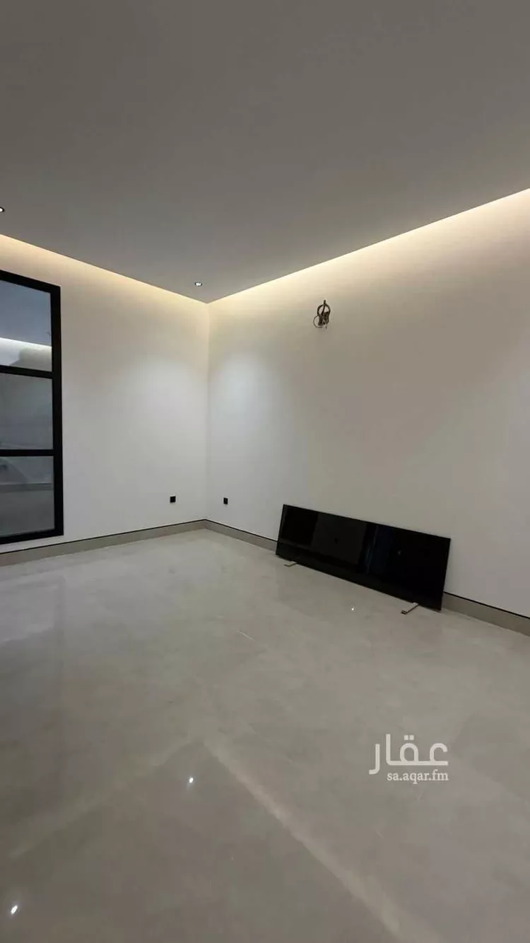 فيلا للبيع في شارع ابن صدقة الغرافي, حي المهدية, مدينة الرياض, منطقة الرياض 17