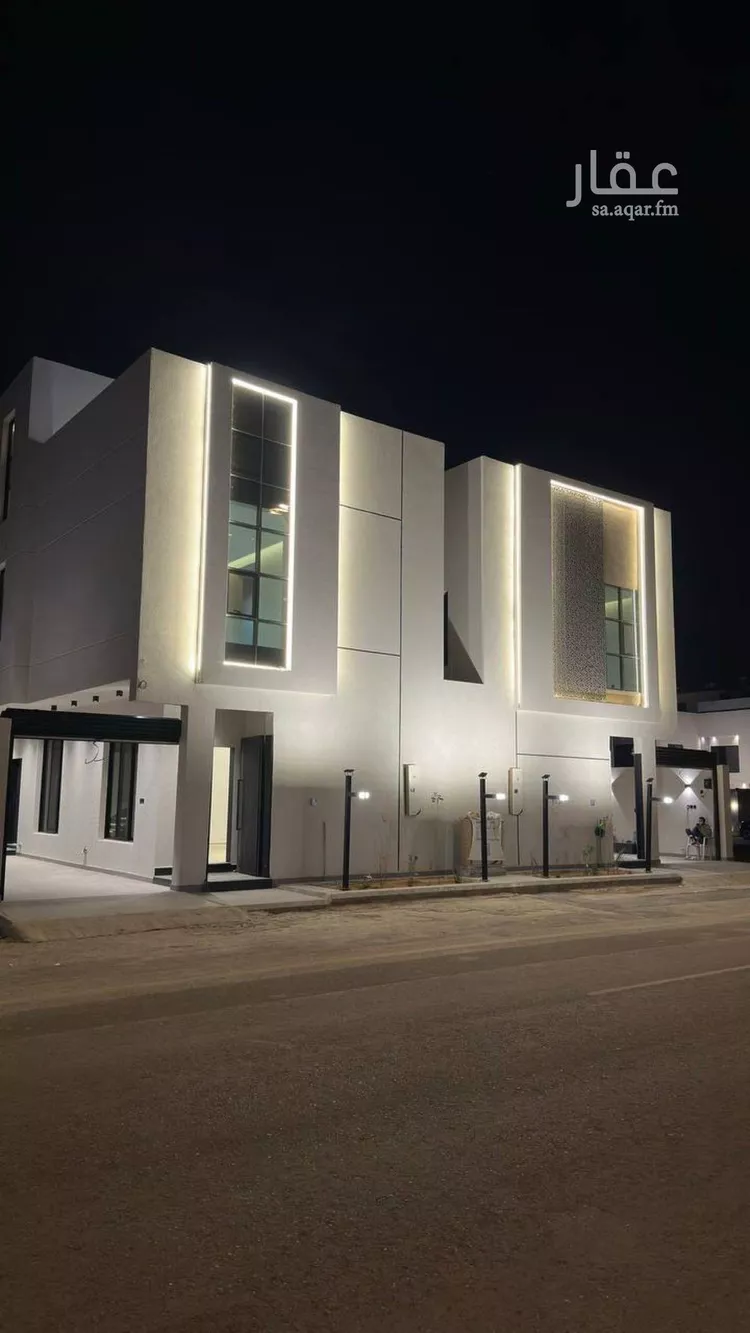 فيلا للبيع في شارع إسماعيل بن حماد, حي المهدية, مدينة الرياض, منطقة الرياض صورة 2