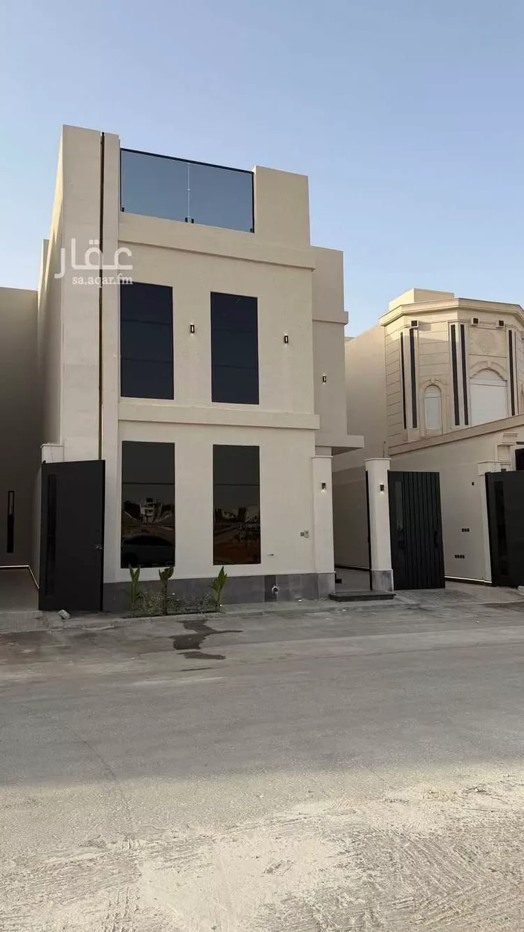 فيلا للبيع في شارع أبي نزار الصنعاني اليمني, حي المهدية, مدينة الرياض, منطقة الرياض صورة 3