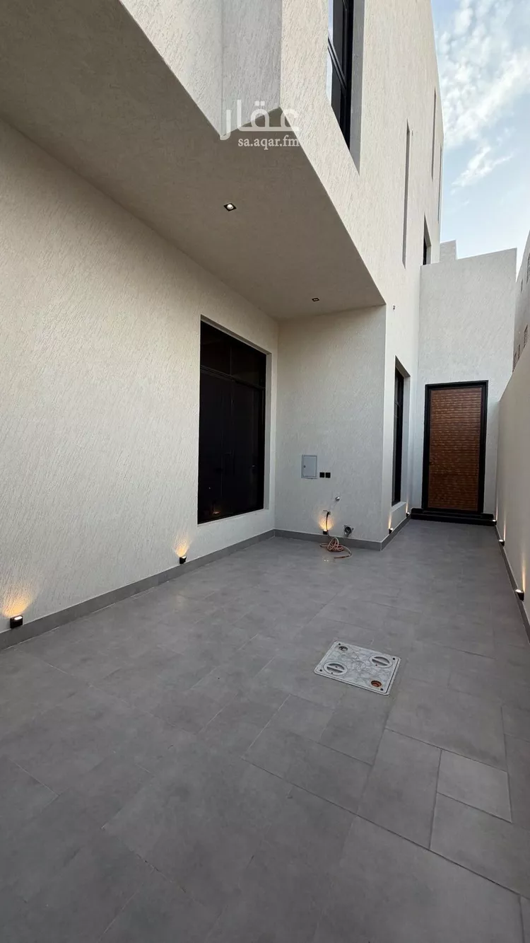 Villa for Sale in Riyadh Al Mahdiyah صورة 4