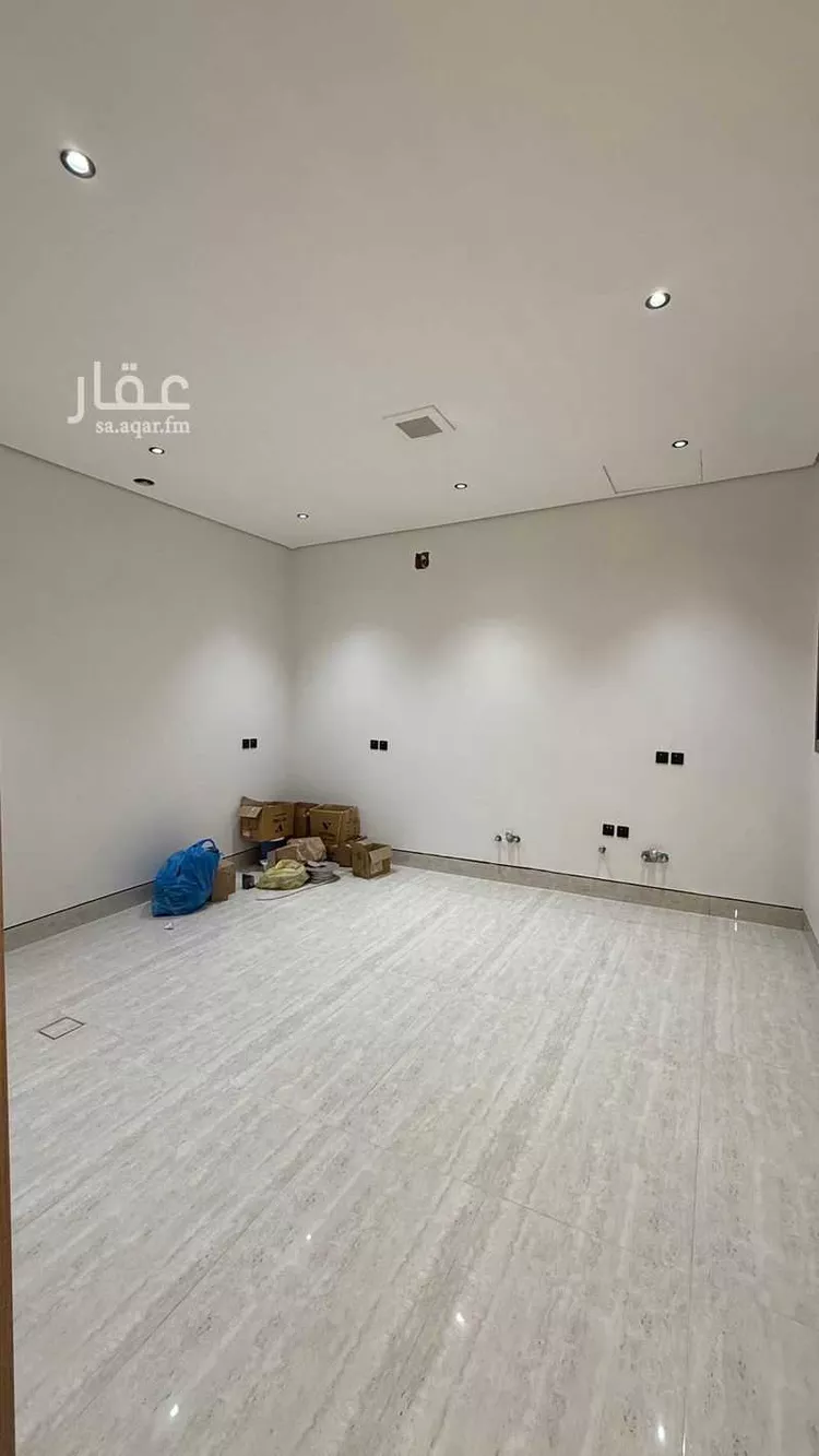 Villa for Sale in Riyadh Al Mahdiyah 11