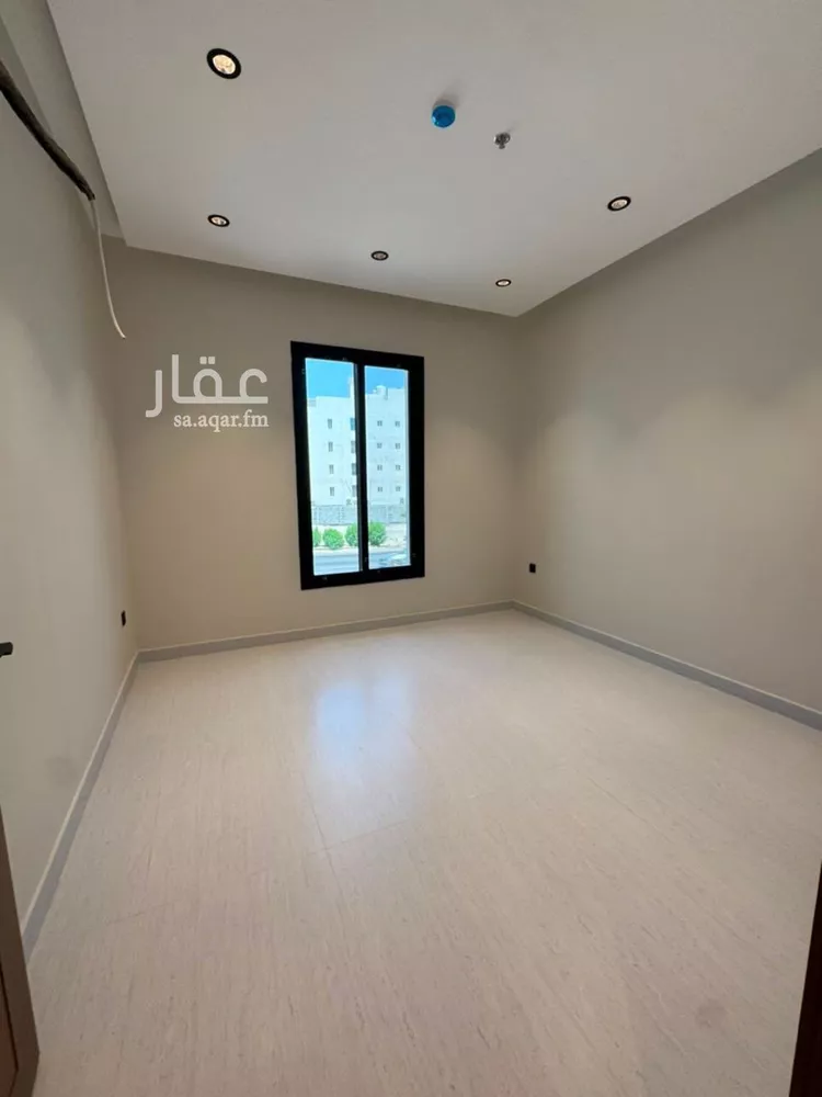 شقة للبيع في شارع النعيرية, حي الحمراء, مدينة الخبر, المنطقة الشرقية 8