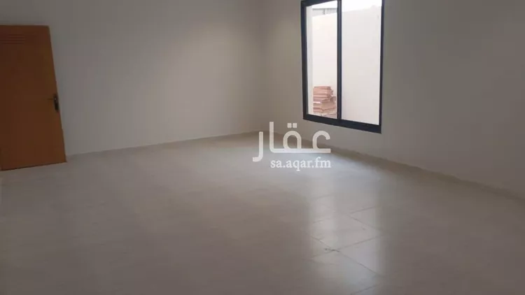 دور للبيع في شارع العزم, حي بدر, مدينة الرياض, منطقة الرياض صورة 5