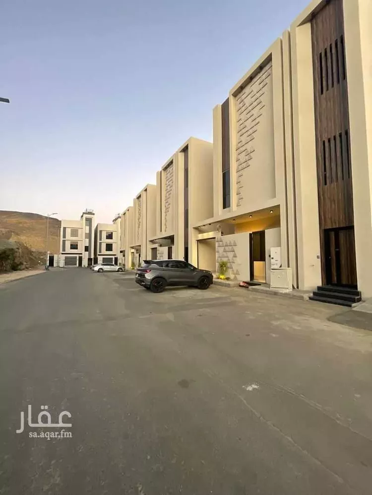 شقة للبيع في شارع الرزان, حي الزهور, مدينة أبها, منطقة عسير صورة 3