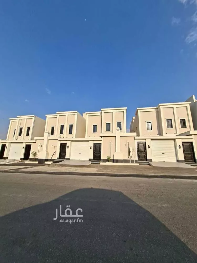 فيلا للبيع في شارع احمد البجلي, حي شمال التضامن, مدينة خميس مشيط, منطقة عسير