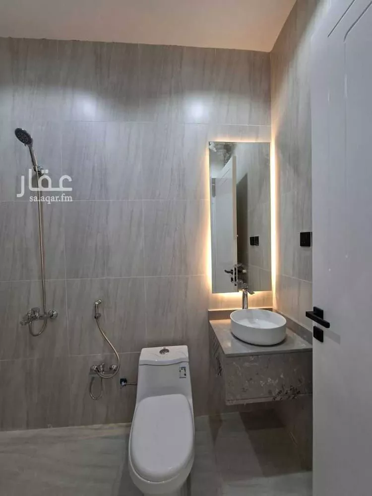 شقة للبيع في شارع انس ابن عباس, حي اليرموك, مدينة خميس مشيط, منطقة عسير 19