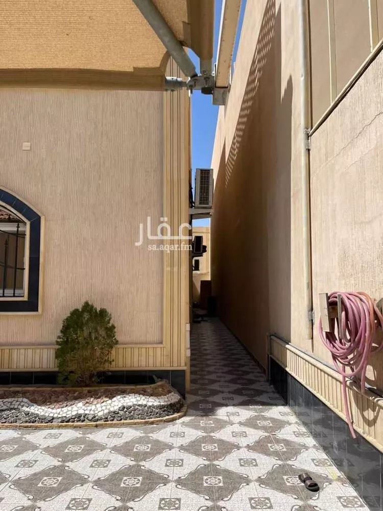 فيلا للبيع في شارع دار المسجد, حي الغدير, مدينة أبها, منطقة عسير صورة 4