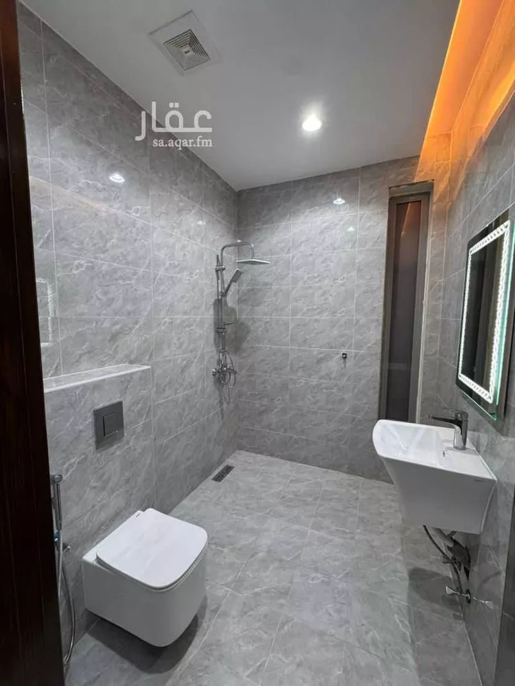 شقة للبيع في شارع طريق الملك عبدالله بن عبدالعزيز, مدينة أبو عريش - أبو عريش, منطقة جازان صورة 3