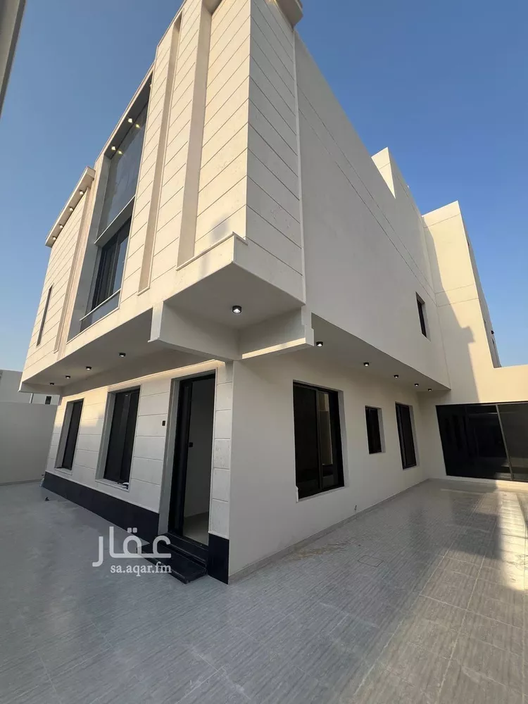 Villa for Sale in Al Khobar Al Amwaj صورة 3