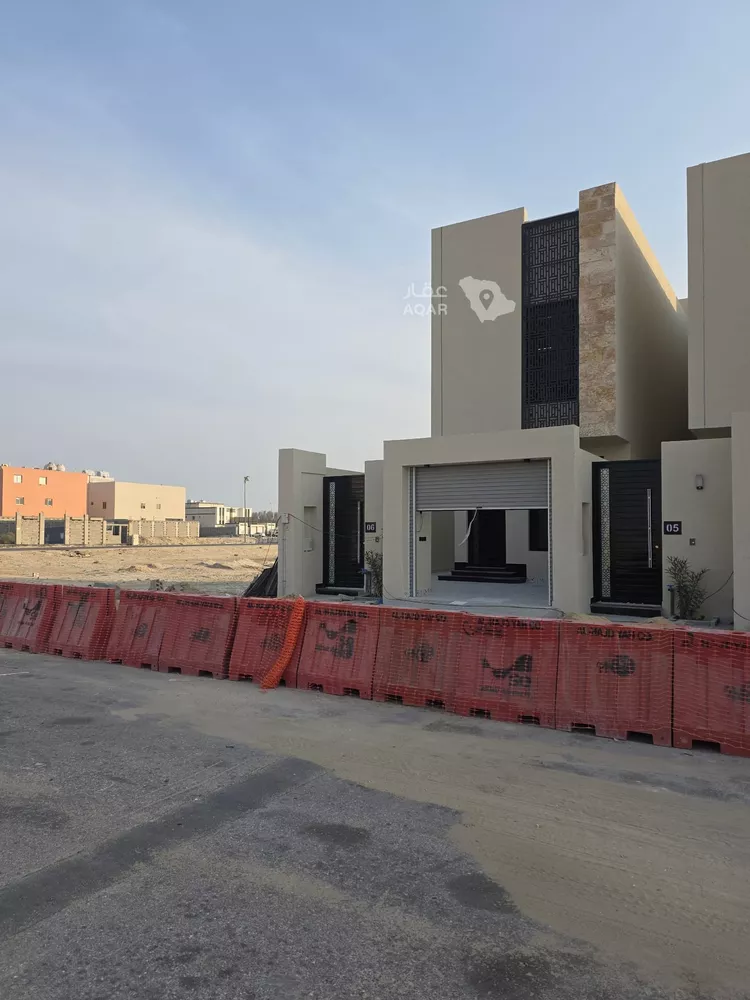 فيلا للبيع في شارع المنتدى, حي العقيق, مدينة الخبر, المنطقة الشرقية