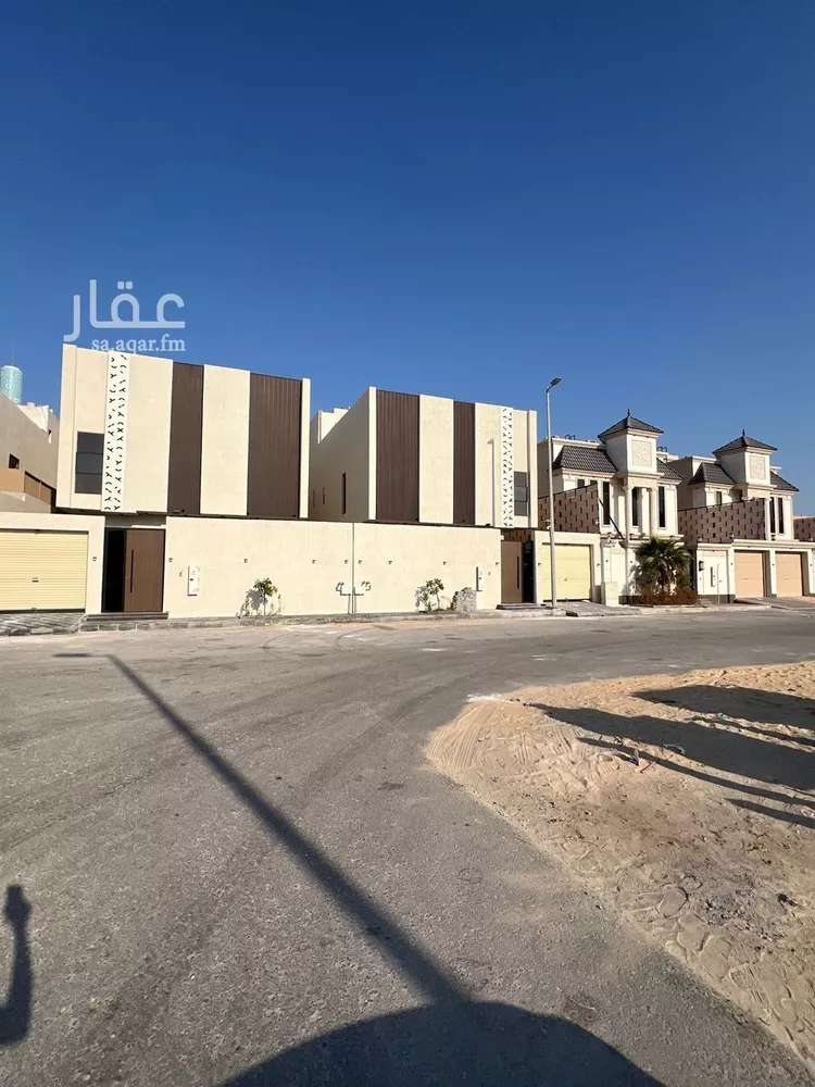 فيلا للبيع في شارع الكرامه, حي الصواري, مدينة الخبر, المنطقة الشرقية