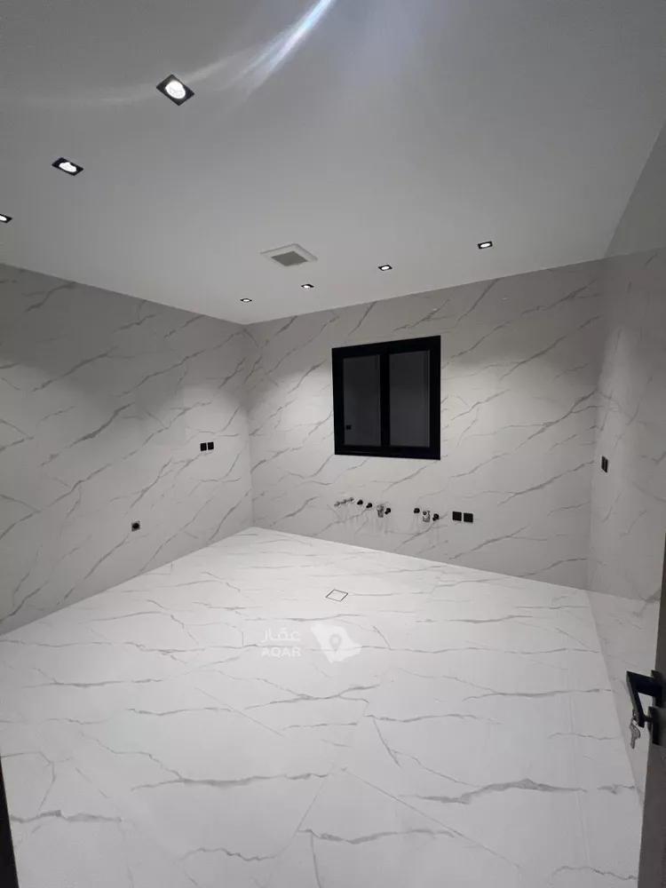 Villa for Sale in Al Khobar Al Amwaj 3