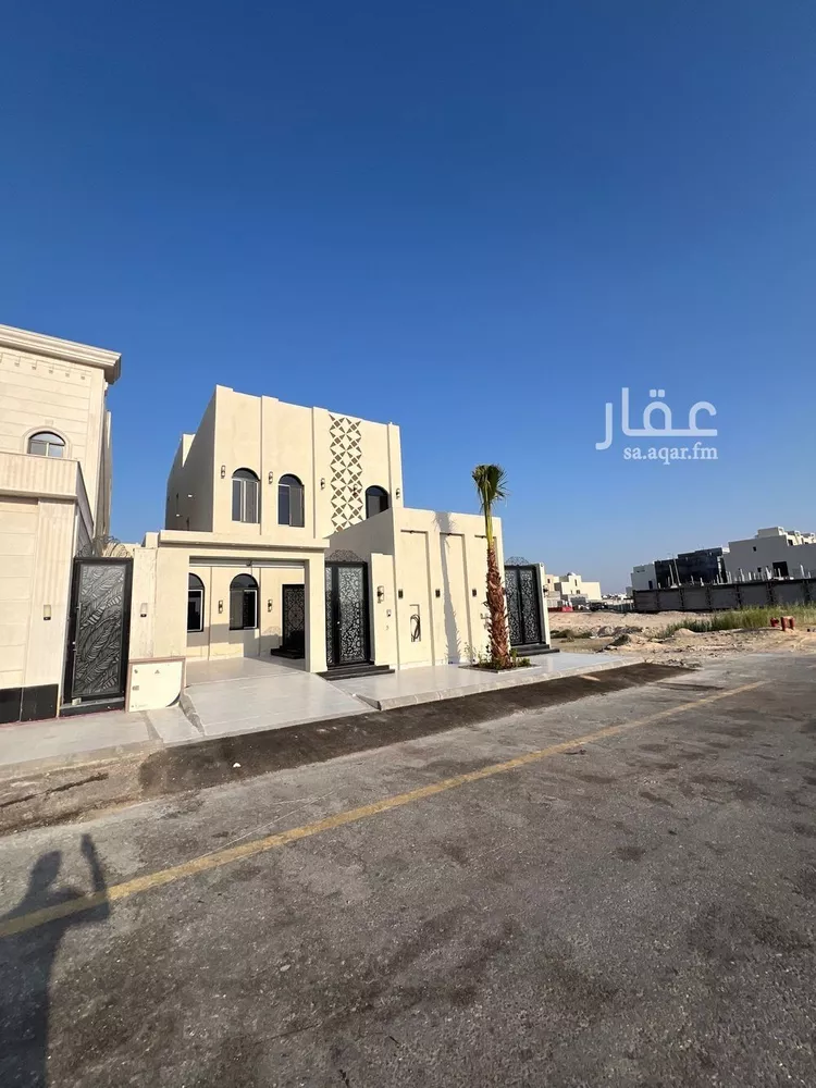 فيلا للبيع في شارع عبدالرحمن ابن كعب الانصاري, حي اللؤلؤ, مدينة الخبر, المنطقة الشرقية