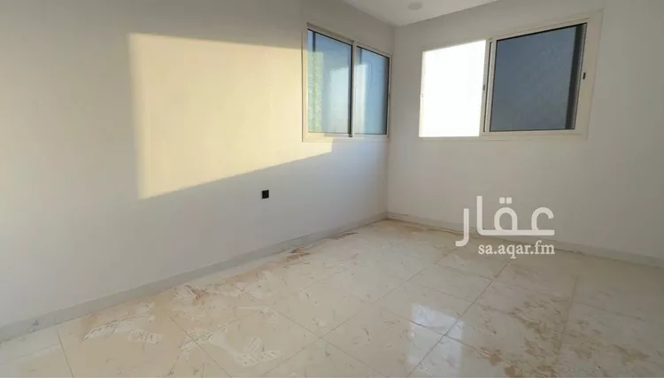 فيلا للبيع في شارع سلمة الأنصاري, حي الشفاء, مدينة عنيزة, منطقة القصيم 8