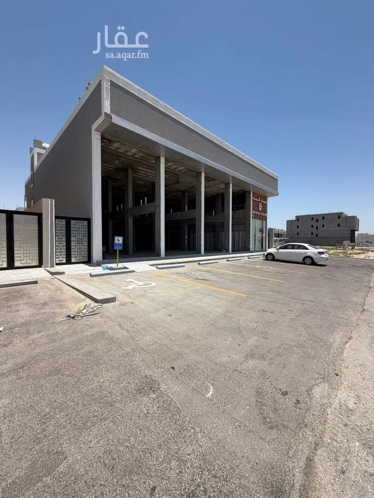 محل للإيجار في شارع ابن الطاهري, حي العروبة, مدينة الدمام, المنطقة الشرقية